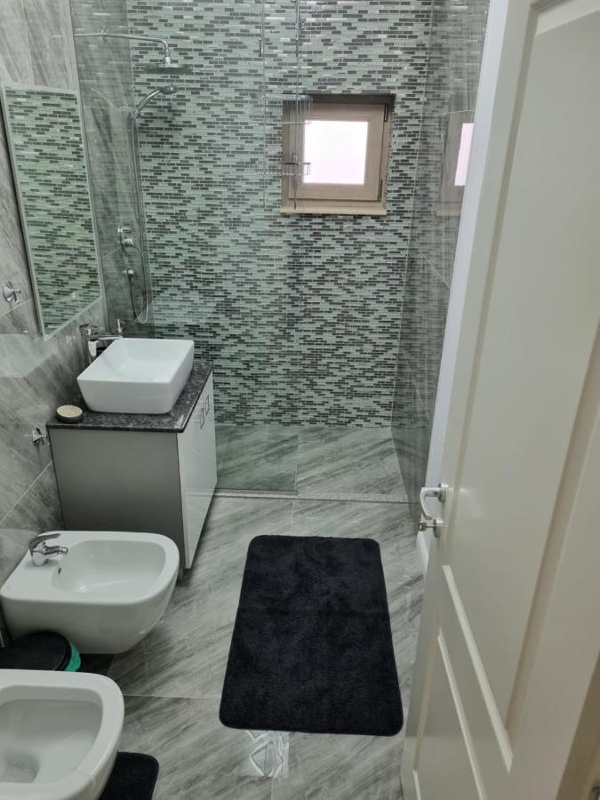 Apartament Mihai Cassas Residence Craiova Bagian luar foto