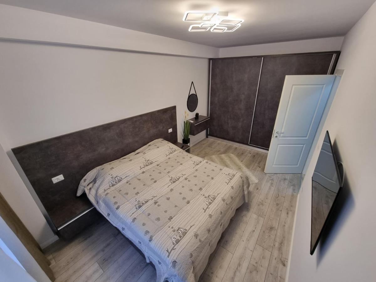 Apartament Mihai Cassas Residence Craiova Bagian luar foto